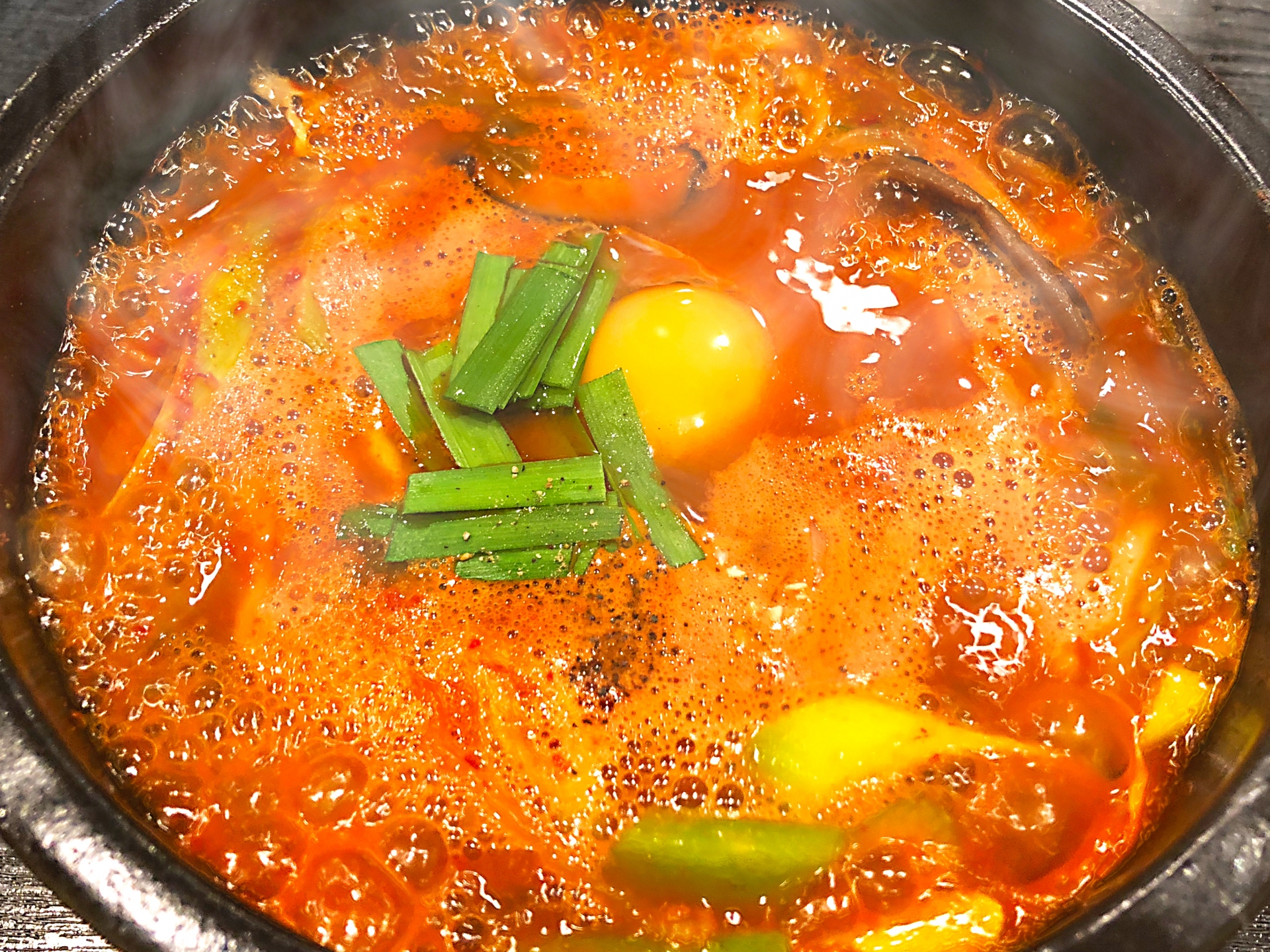 韓国料理が辛い理由からわかる、辛い料理を好む傾向と習慣とは